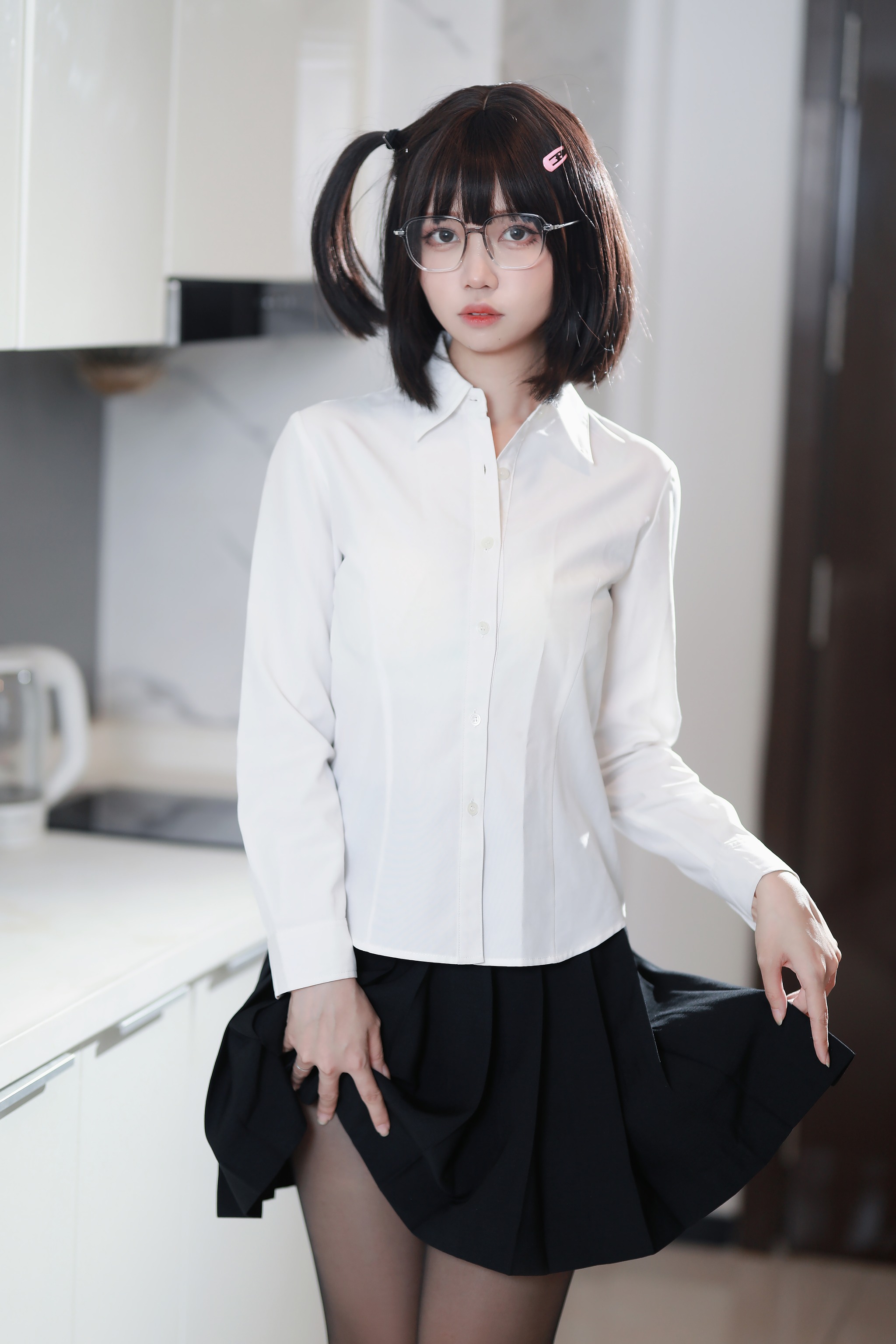 图片[1]-洛桑w伊梓 – NO.002 眼镜妹妹[32P]-XikXak